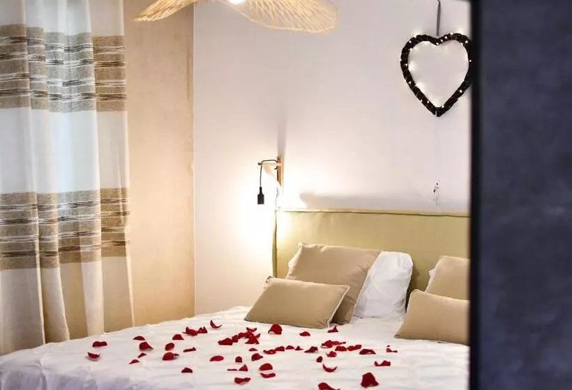 Majatalo Les Nuits D Olympe   Suite & Spa Privatif