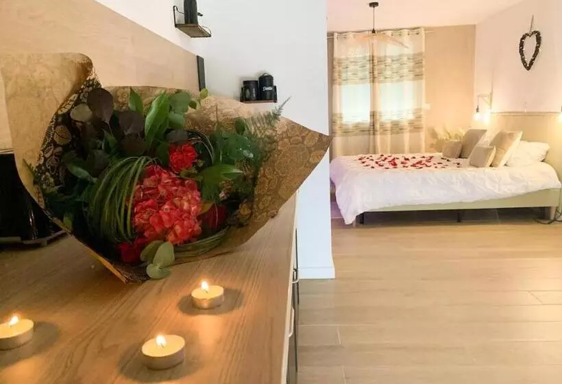 Majatalo Les Nuits D Olympe   Suite & Spa Privatif