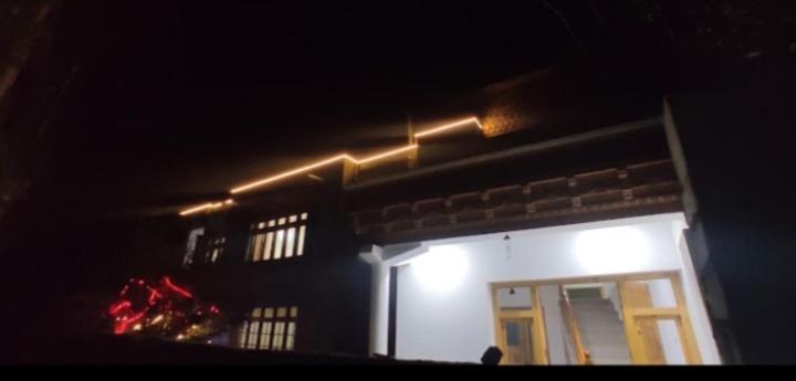 ペンション Pamir Holiday