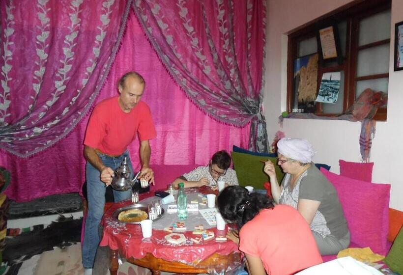 הוסטל Auberge De La Jeunesse