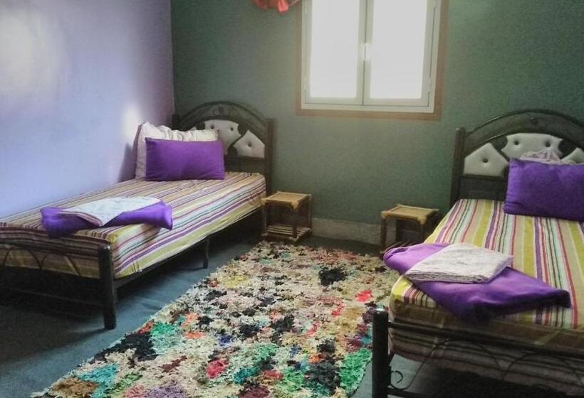 הוסטל Auberge De La Jeunesse