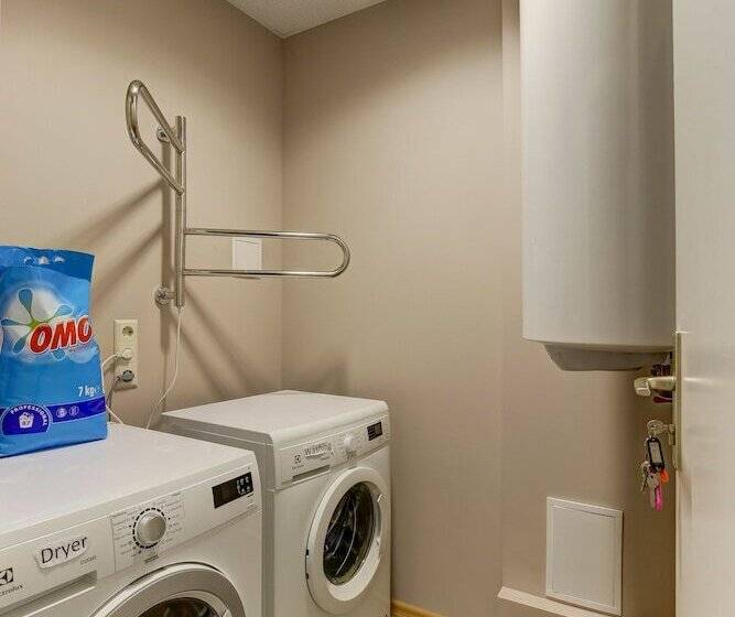 هاستل Liberty Airy