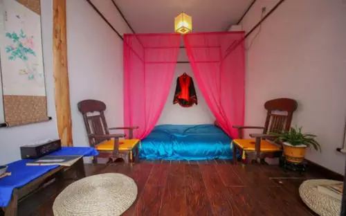 ユースホステル Living Art Museum Inn