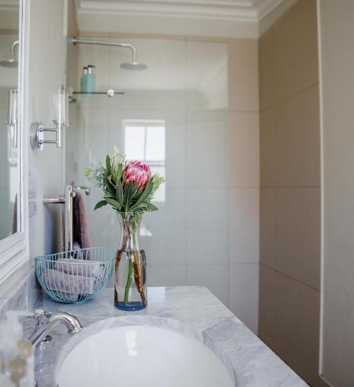 צימר Cornerstone Manor