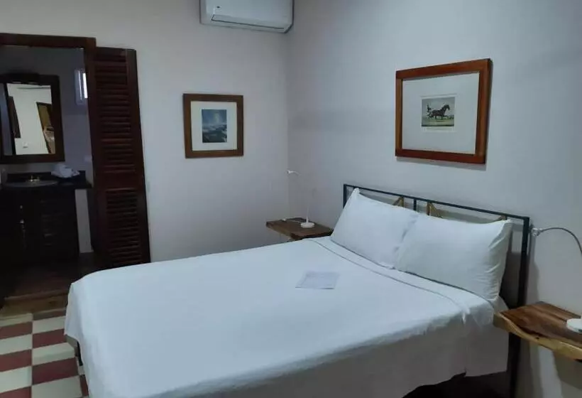 Villa Carolina Bed And Breakfast