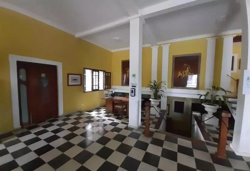 Villa Carolina Bed And Breakfast