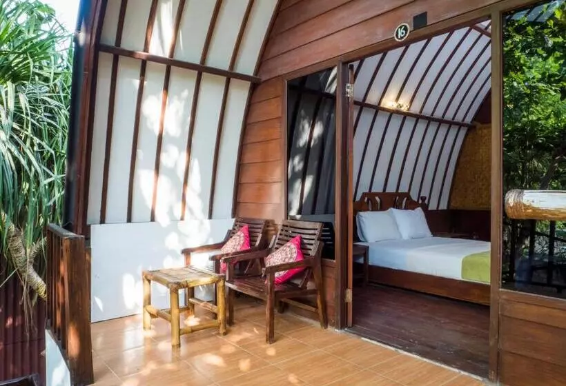 هتل Gili Turtle Beach Resort