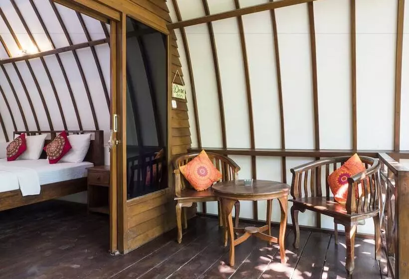 هتل Gili Turtle Beach Resort