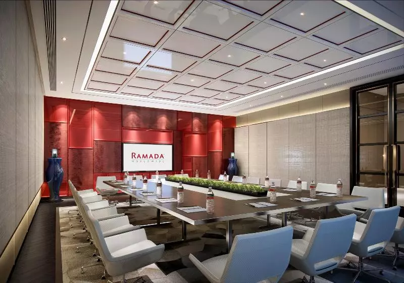 ホテル Ramada Shanghai Songjiang