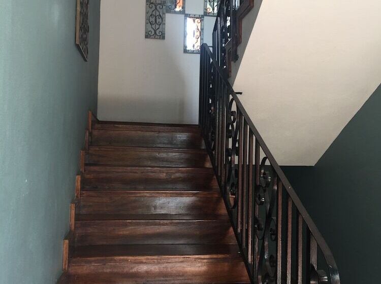 هتل Spanish Dream