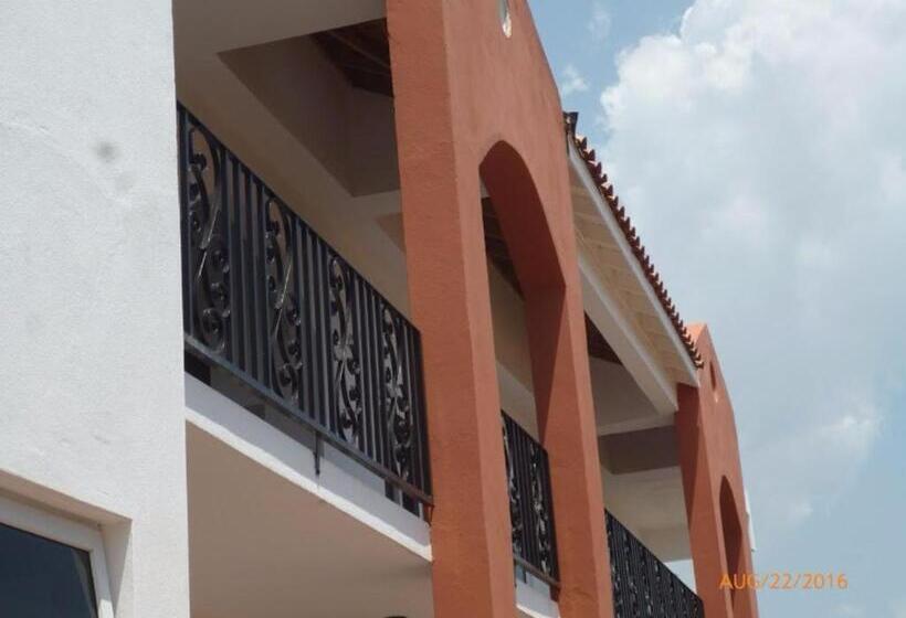 هتل Spanish Dream