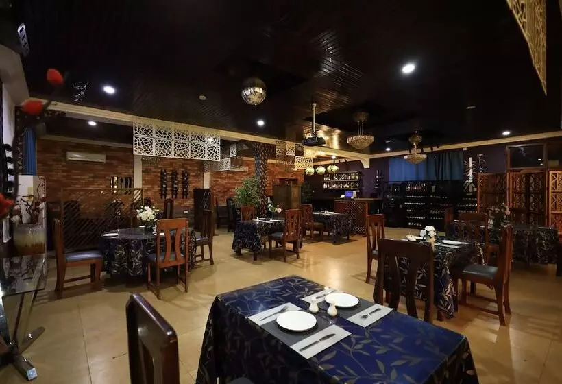 Hotelli Sweet Garden