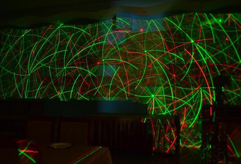 Vayk Hotel And Tourism Center