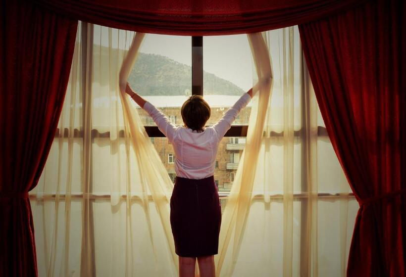 Vayk Hotel And Tourism Center