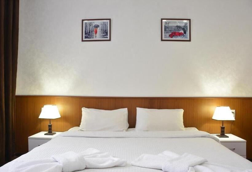 Vayk Hotel And Tourism Center