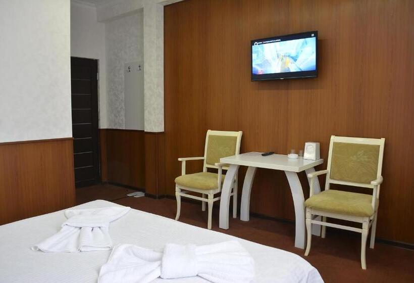 Vayk Hotel And Tourism Center