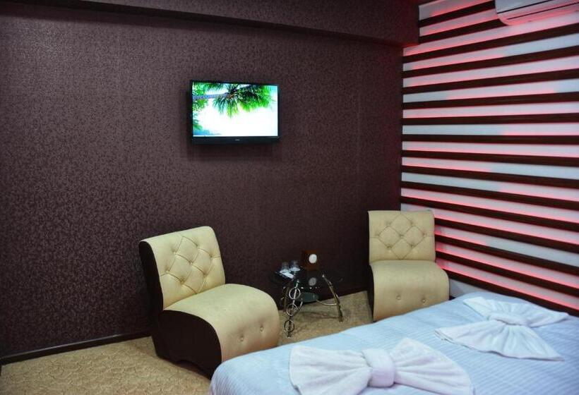 Vayk Hotel And Tourism Center