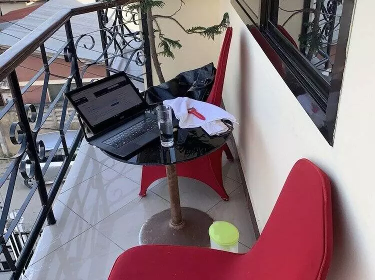 Riverview Hotels Apartment