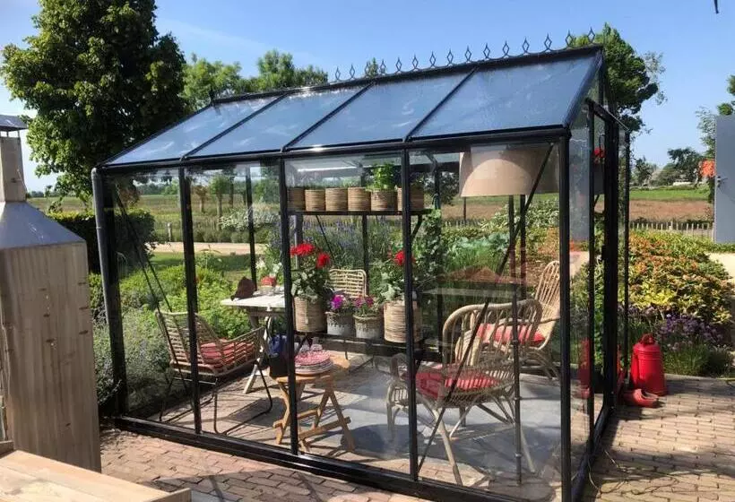 ベッドアンドブレックファースト Chalet Royal