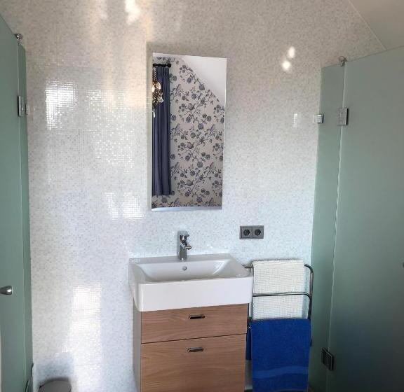 مبيت وإفطار Chalet Royal