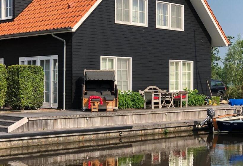 مبيت وإفطار Chalet Royal