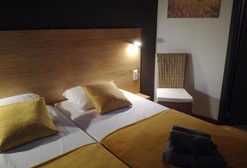 مبيت وإفطار Ferme Houard