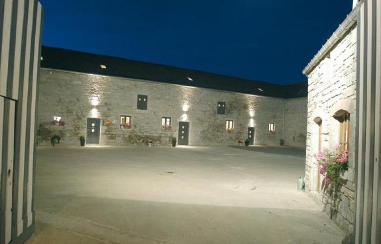 مبيت وإفطار Ferme Houard