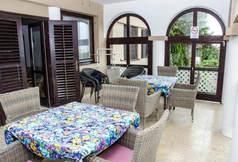 Aamiaismajoitus (B&B) Pigál Panzió