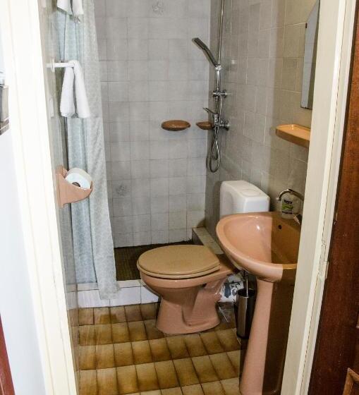 Aamiaismajoitus (B&B) Pigál Panzió