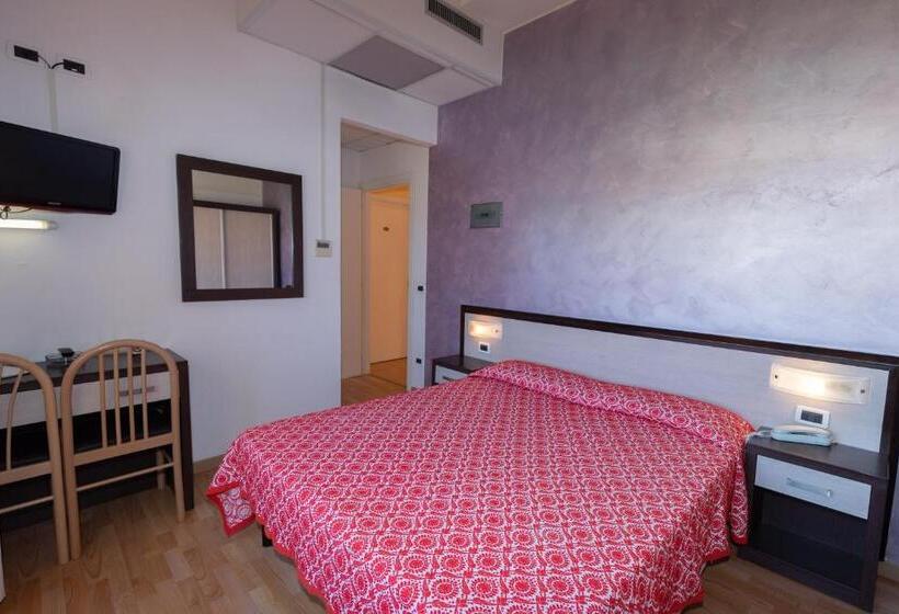 בית מלון כפרי Adrimer