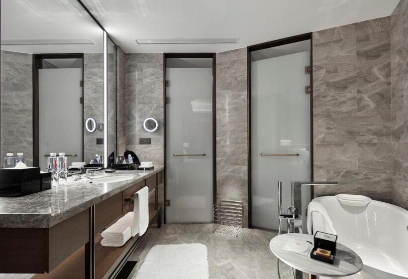 Hotel Dian Lake Steigenberger Kunming