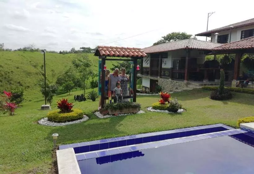 ホテル Finca Casa Antigua