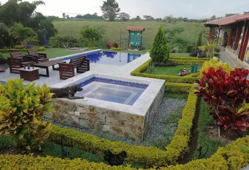 ホテル Finca Casa Antigua