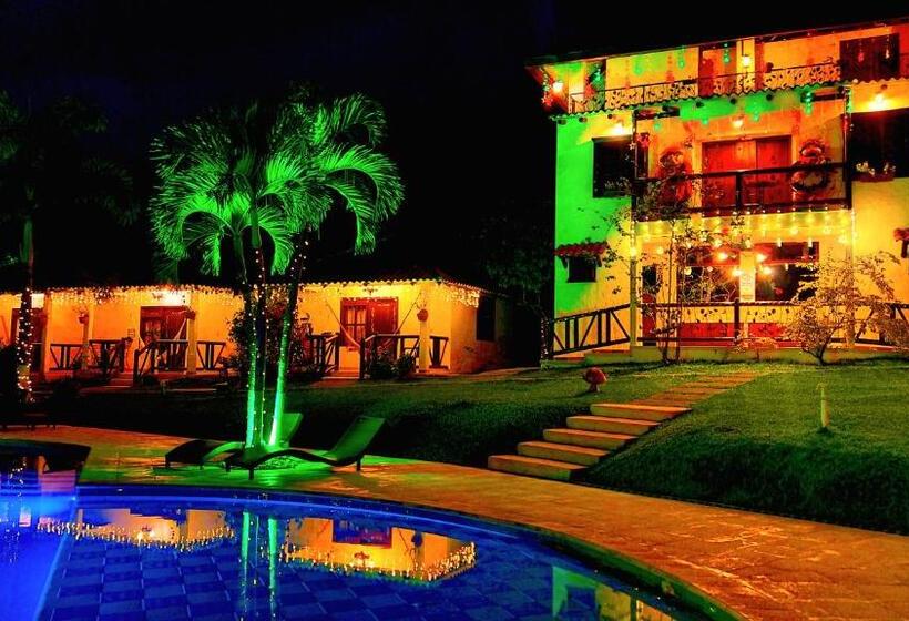 هتل Kamelot Colonial