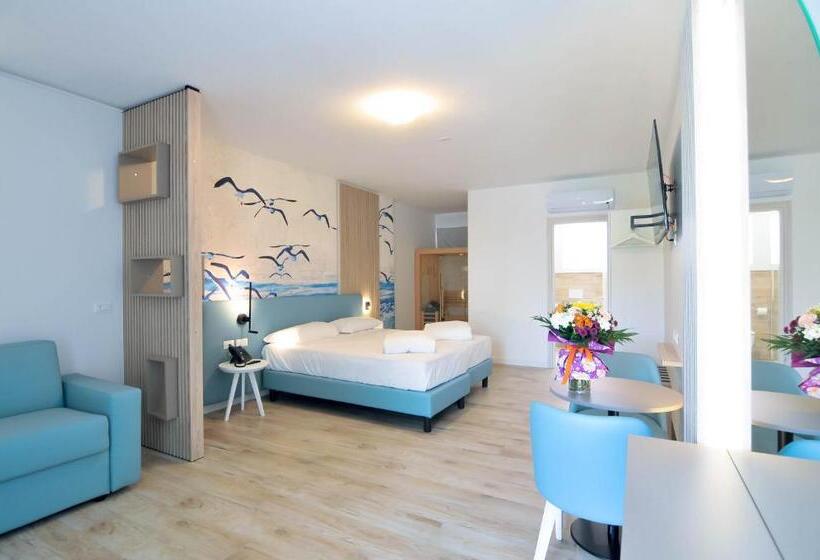 هتل Marina Junior Suite 4 Stelle S