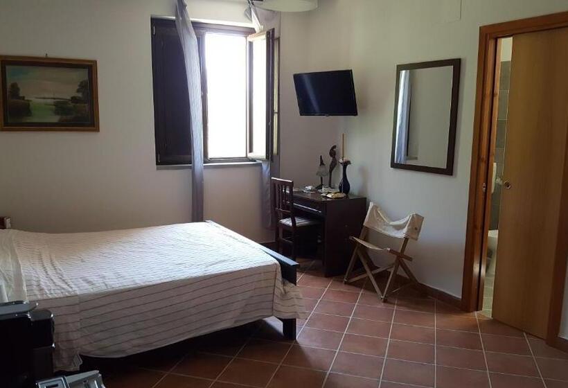 בית מלון כפרי Podere La Starza