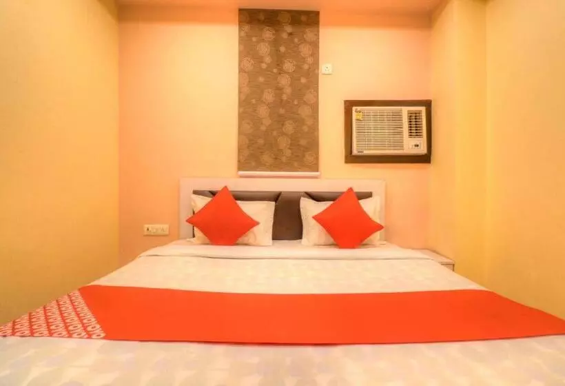 Oyo 67351 Hotel Deep Plaza
