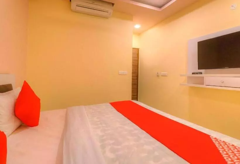 Oyo 67351 Hotel Deep Plaza
