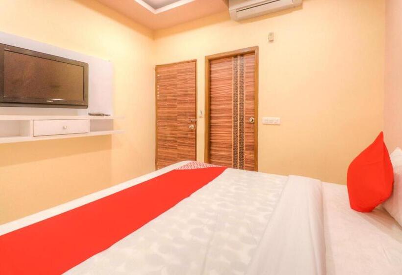 Oyo 67351 Hotel Deep Plaza