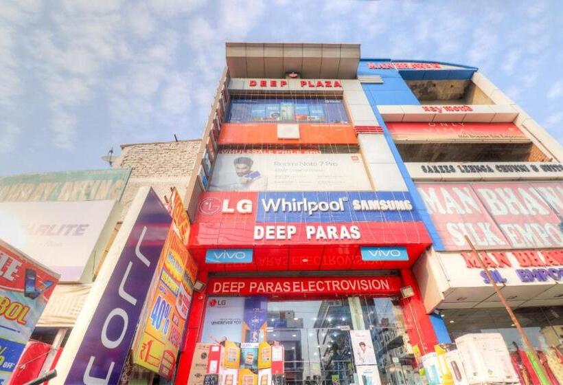 Oyo 67351 Hotel Deep Plaza