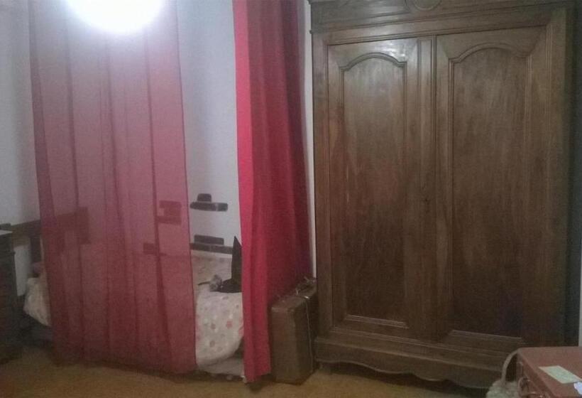 Пансион Au Rendez Vous Des Sorciers Iii