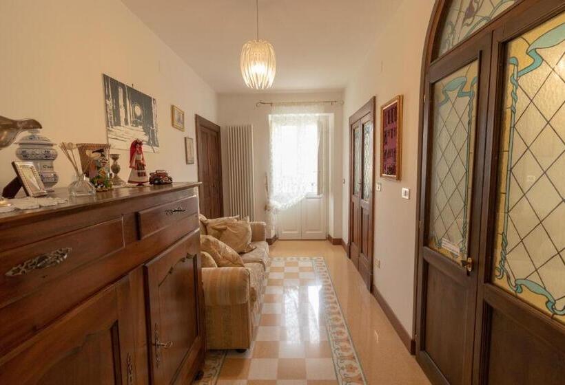 مبيت وإفطار Al Belvedere Apartment