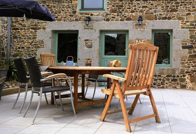 ベッドアンドブレックファースト La Guesthouse   à Deux Pas Du Sentier Des Douaniers