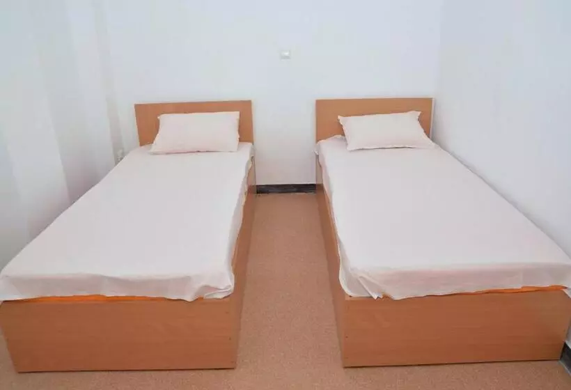 Hostel Cazino Sud