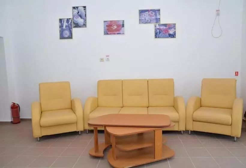Hostel Cazino Sud