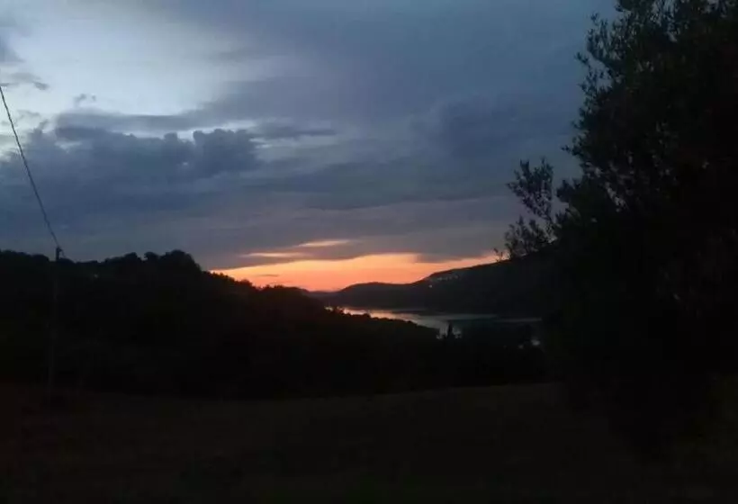 Hotelli Agriturismo Le Pagliere Da Valentino