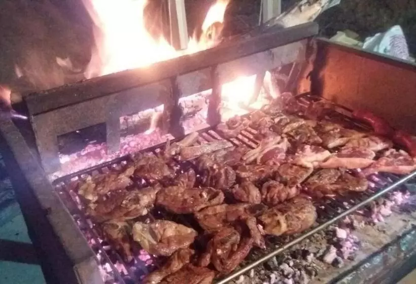 Hotelli Agriturismo Le Pagliere Da Valentino