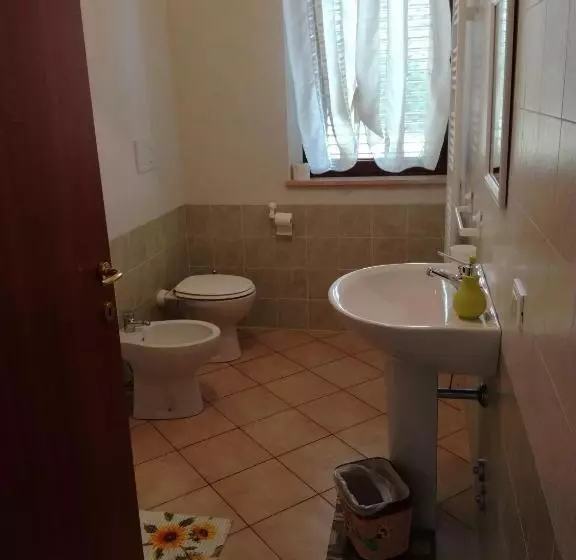 Hotelli Agriturismo Le Pagliere Da Valentino