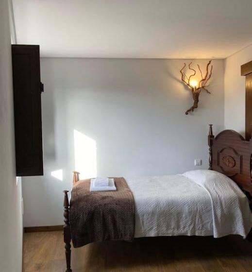 Отель Casa Torre Do Sino