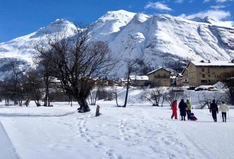 Отель Hôtel La Vanoise